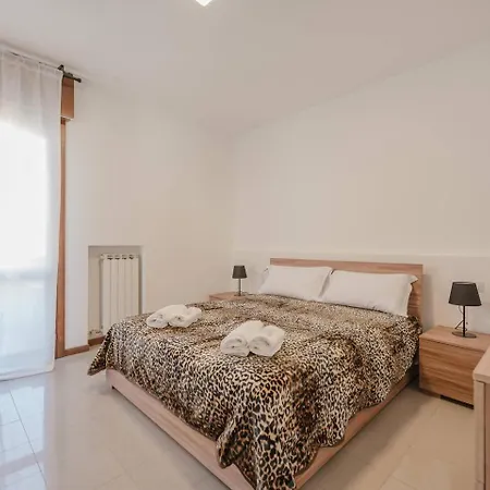 Unico 4 - Moderno Per Famiglie * Venezia