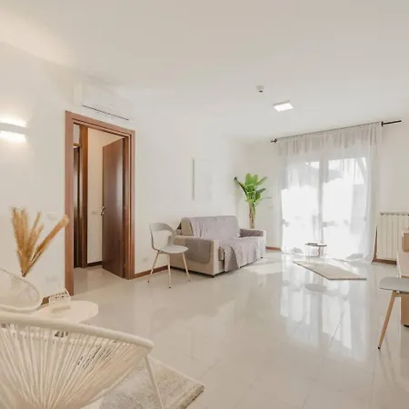 Unico 4 - Moderno Per Famiglie